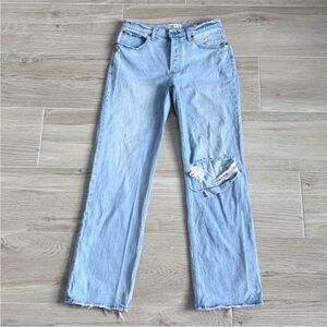 A&F The 90s Baggy Low Rise Jeans Size 28 Waist, 6 Long